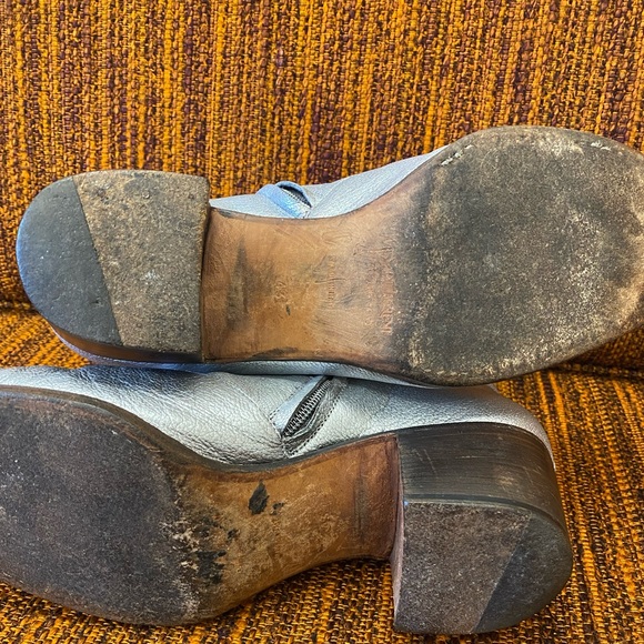 SOLD…Saint Laurent YSL Johnny boots in silver metallic - Picture 7 of 7